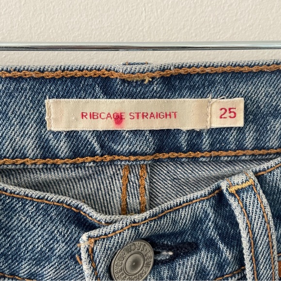 Levi's Ribcage Straight Jeans 25W - Picture 3 of 5